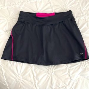 Champion skort size Small